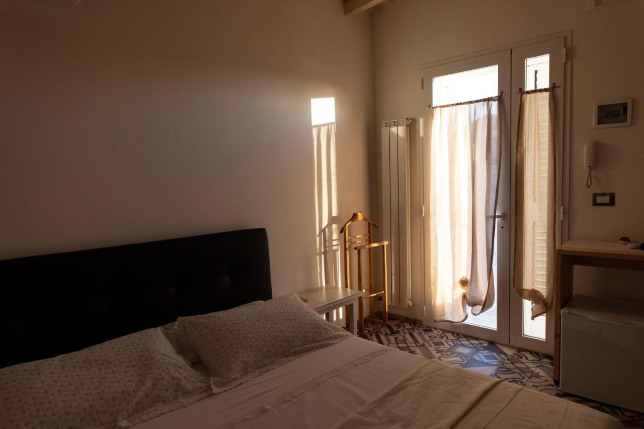 Antica Dimora Dei Nonni Bed & Breakfast Lecce Luaran gambar